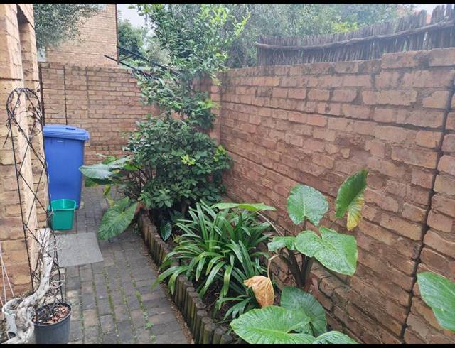 3 BEDROOM PROPERTY TO RENT IN HAZELDEAN